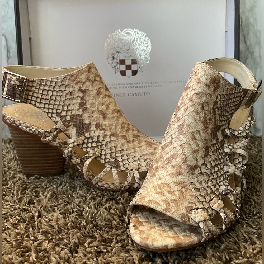 Vince Camuto, animal print, 6.5